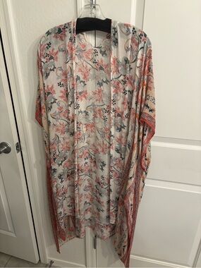 Lightweight Floral Kimono Cardigan in Coral and Gray